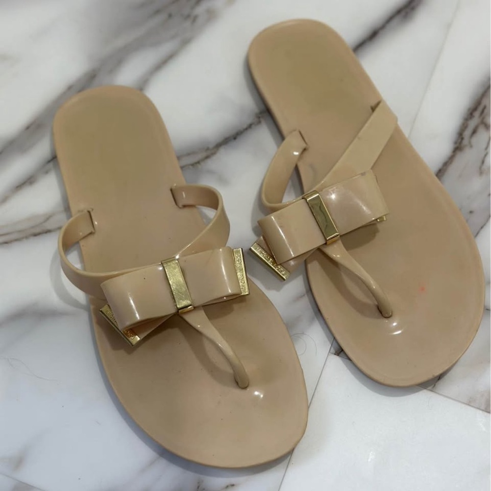 Michael Kors Cream Sandals with Bow Detail